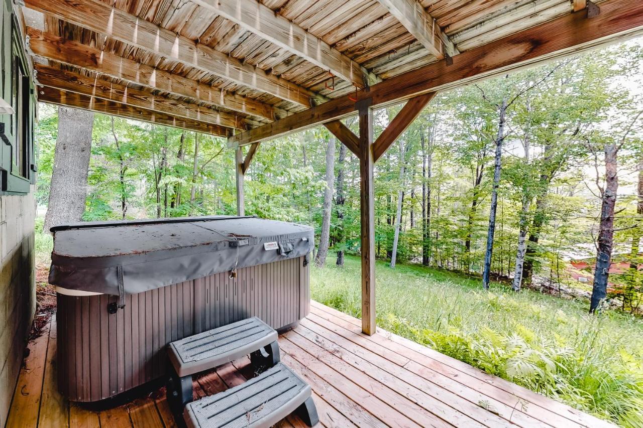 230 Ghia Farm Road Villa Ludlow Exterior photo