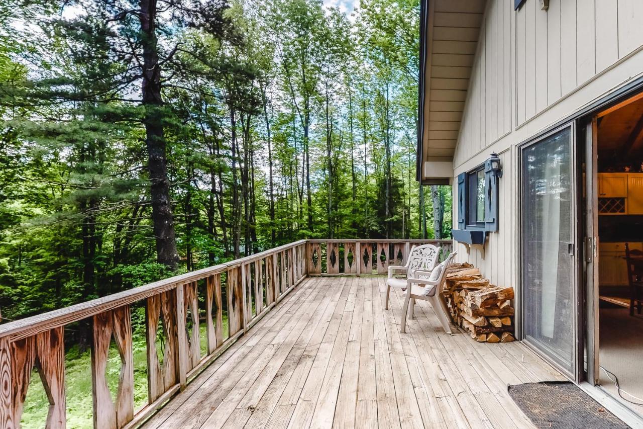 230 Ghia Farm Road Villa Ludlow Exterior photo